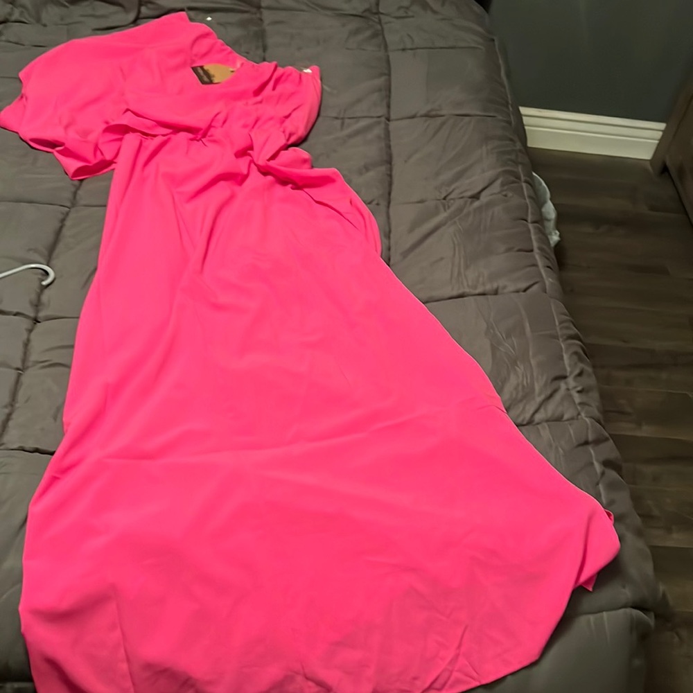 Main Strip Hot Pink maxi dress